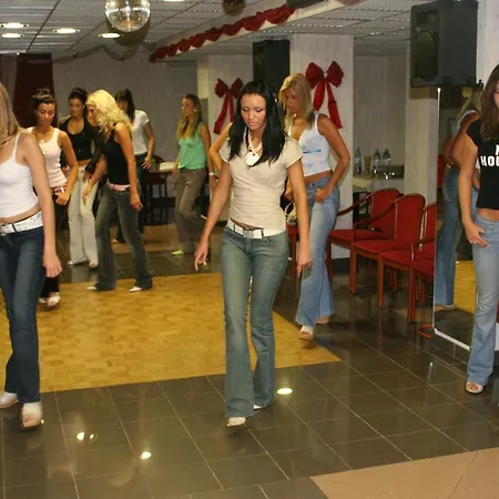 Krona ホテル Domžale