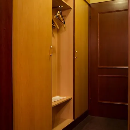 Krona Hotel Domzale