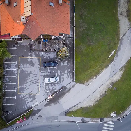 Krona Hotel Domžale